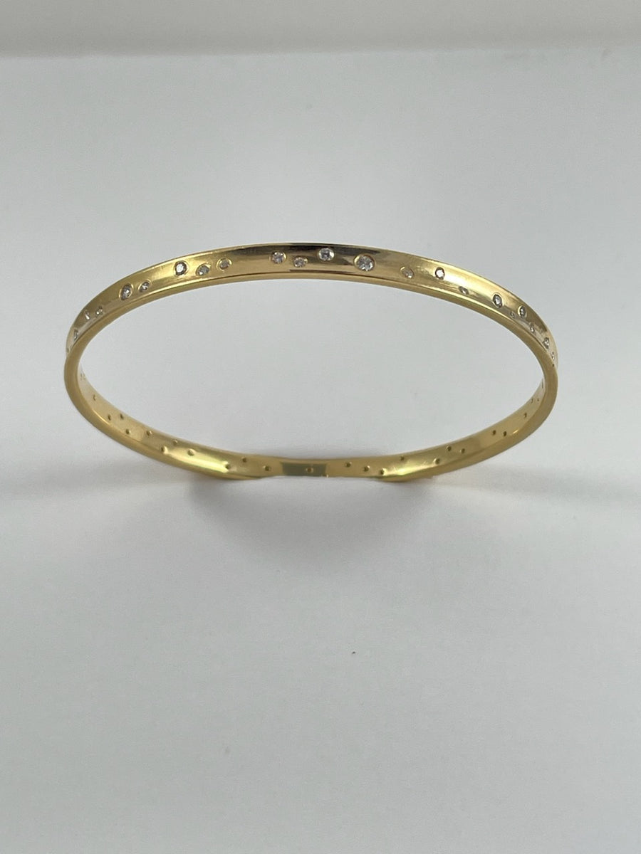 Scattered White Diamond and yellow Gold Bangle