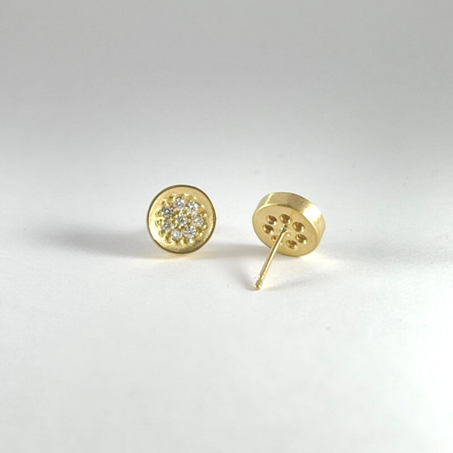 18k Yellow Gold and Pavé Diamond Stud Earrings