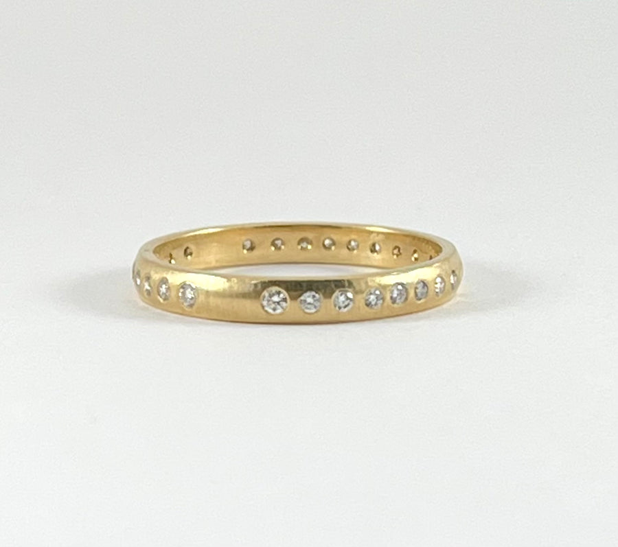 18k Yellow Gold Ring with Flush set White Diamonds